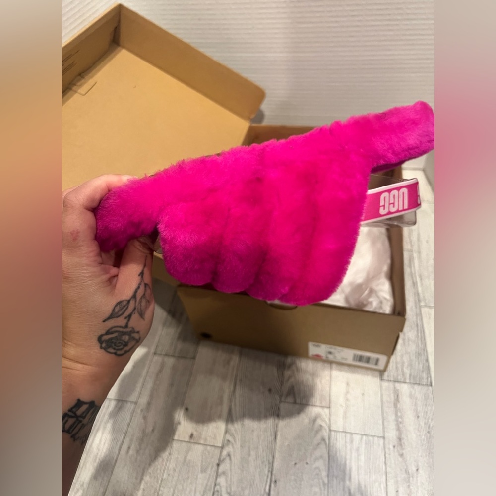UGG Fluff Yeah Slides - Picture 5 of 6